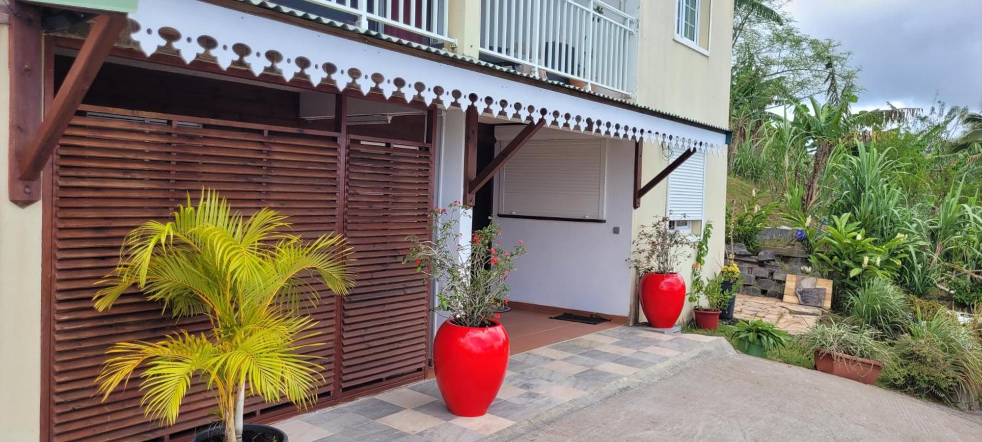 Ericka Et Francois Apartman Quartier Monplaisir Kültér fotó